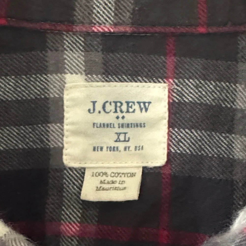 J. Crew Plaid Tailored Fit Gray‎ Red White Plaid Flannel Shirt Size XL